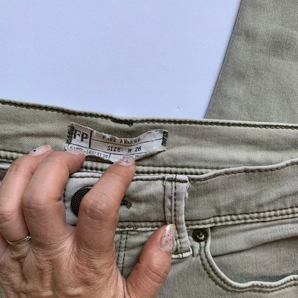 Free People Jeans - Picture 5 of 8